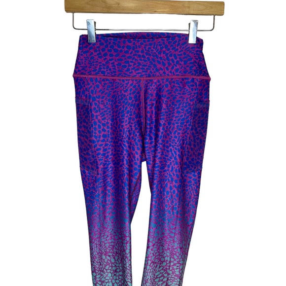 WITH Wear It To Heart Nala Cropped High Waist Legging Celsius Purple Size Medium - Picture 6 of 14